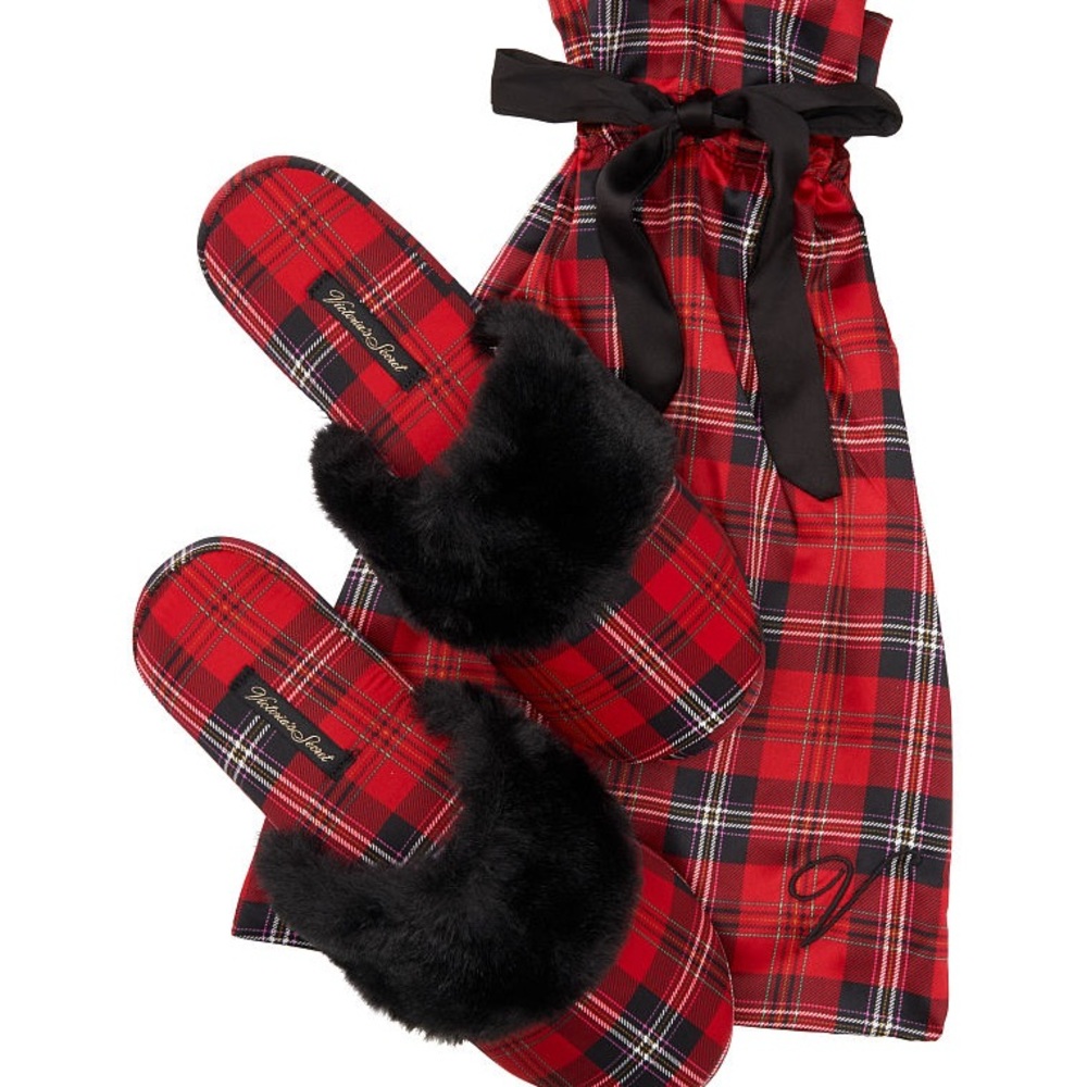 Victoria's Secret Red and Black Plaid Christmas Slippers